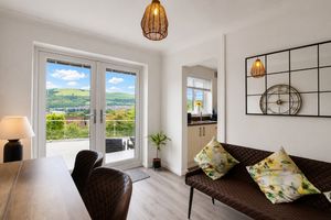 Dining Room- click for photo gallery